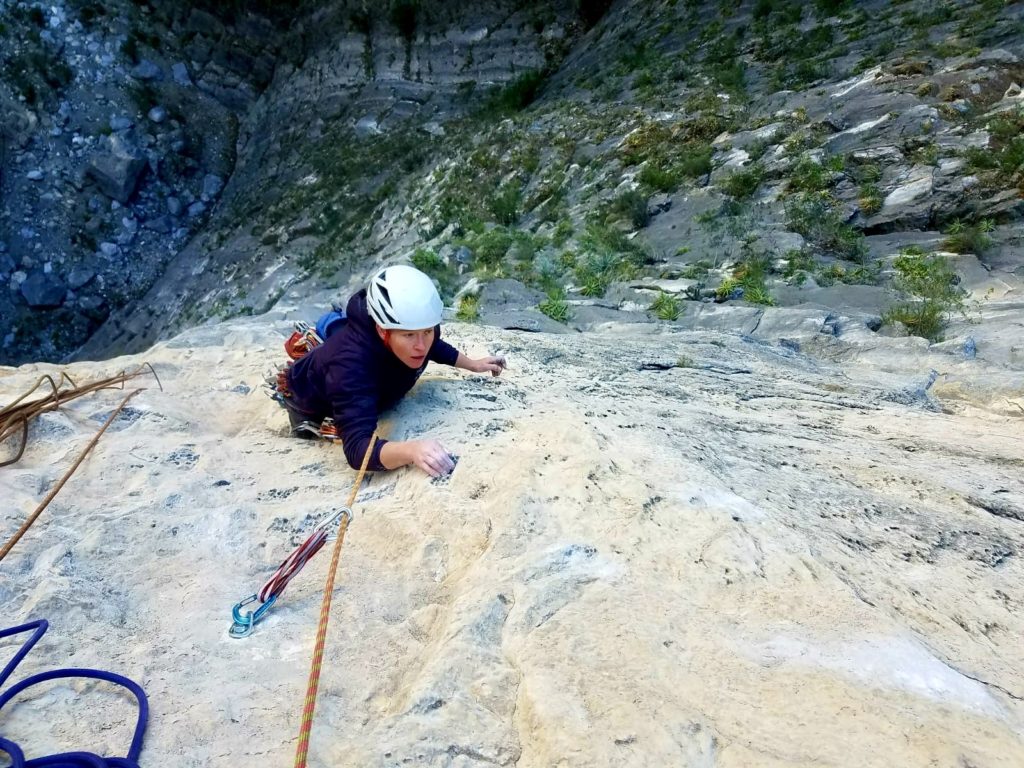 erin demarco climbing karma bonfire la huasteca mexico