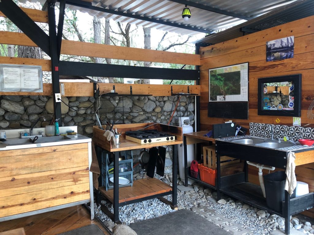 RockCamp El Salto outdoor kitchen